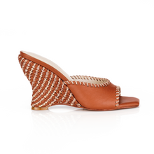 Charger l'image dans la galerie, VICKY